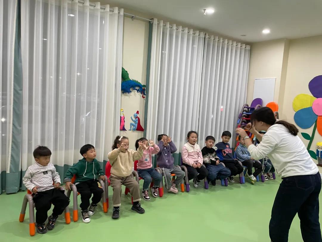 知阅阅读活动 — 《猪八戒吃西瓜》